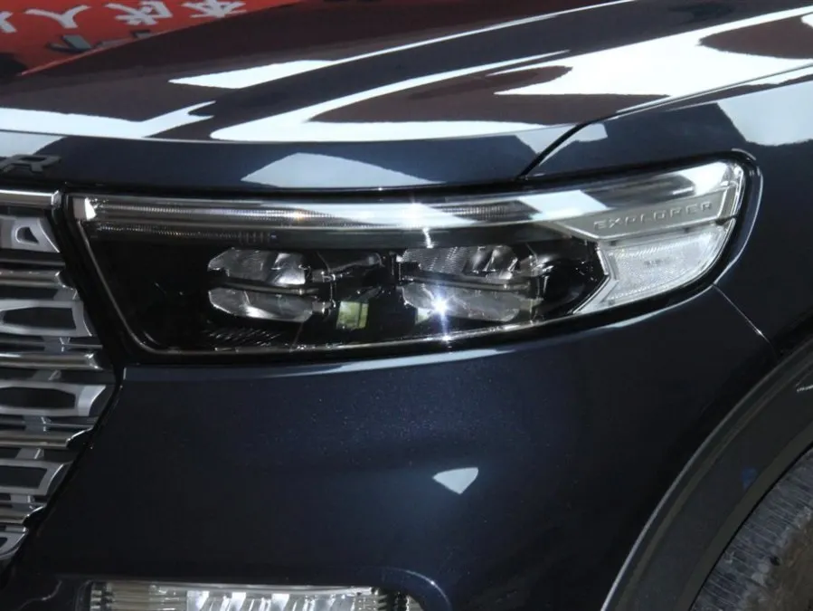 Оптовая продажа от FordExplorer 20212022 EcoBoost 285 AWD Titanium Edition 6 мест высокая мода частный автомобиль бутик Подержанный