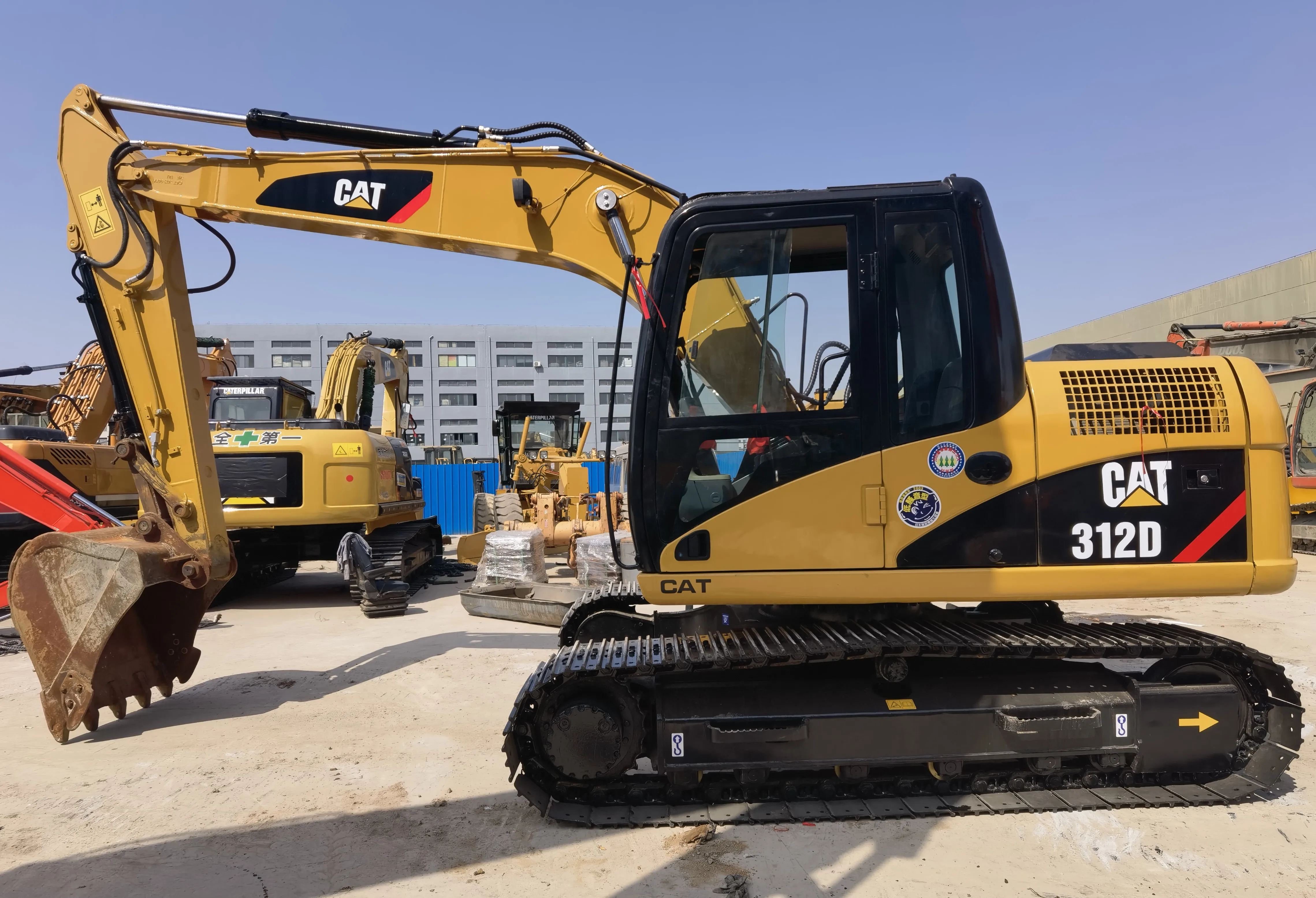 Good performance second hand Caterpillar 312D crawler excavator used CAT 312D 320D 325D 330D 336D construction machinery