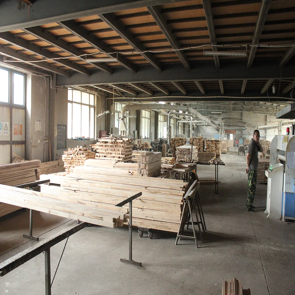 2022 hot selling factory direct selling China Shandong Heze suppliers poplar timber planks raw wood PLYwood