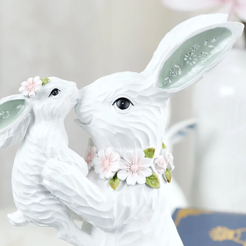 Redeco Alibaba Hot Sale Bunny Easter Bunny Family Resin  Spring Decor For Gift Home Decoration