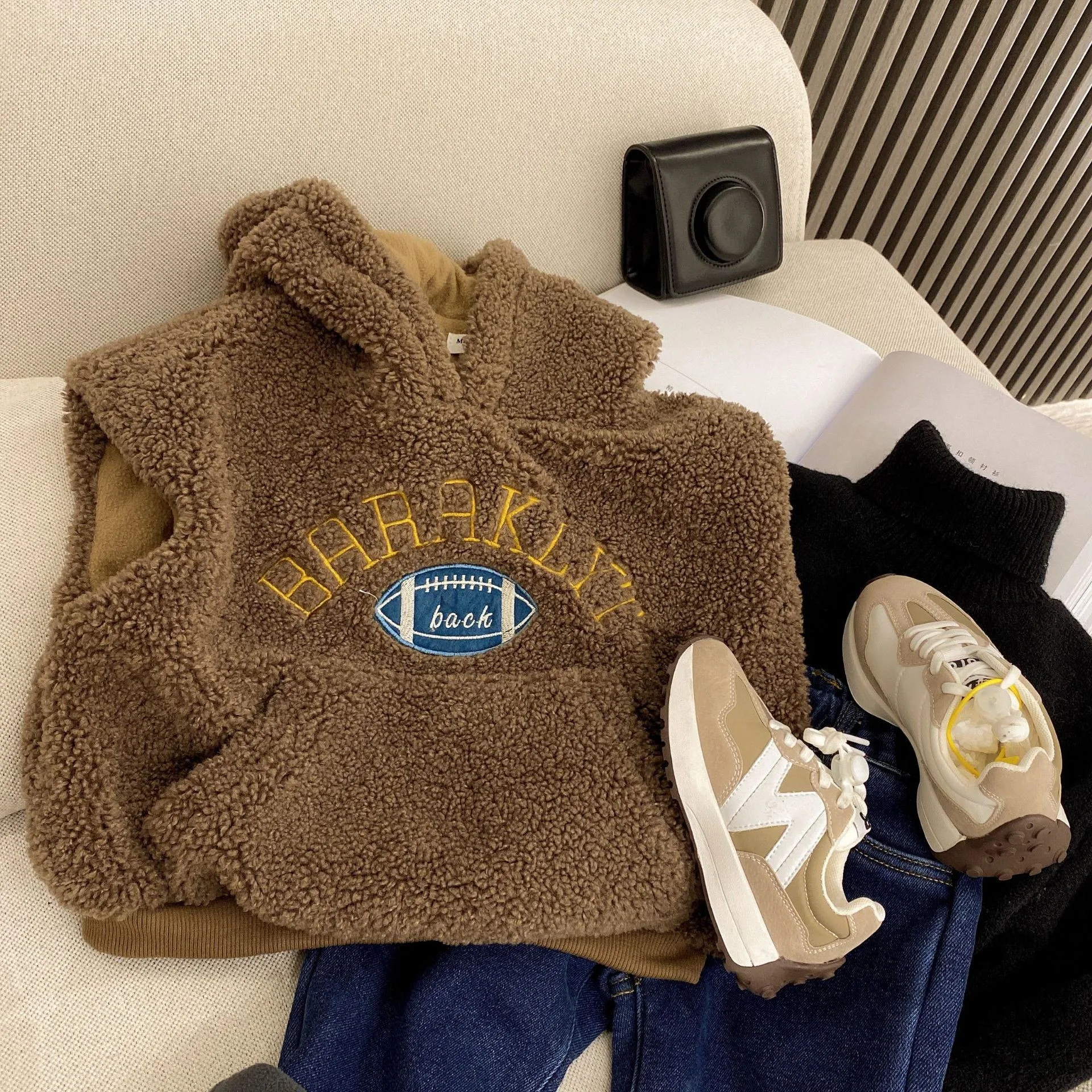 Winter Kids Hoodies Fur Lining Girls Sweatshirts children boys sherpa fleece embroidery hoodie Girs Hooded jacket