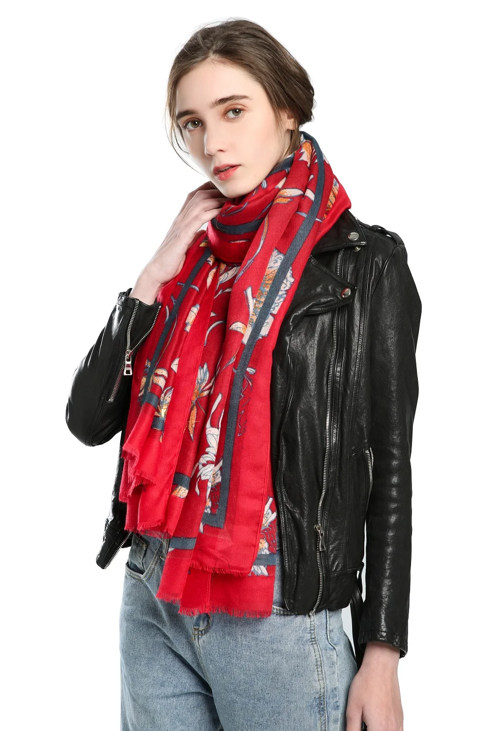 Custom Brand Design Printing Famous Brand Scarf 2021 New Trending polyester Scarf