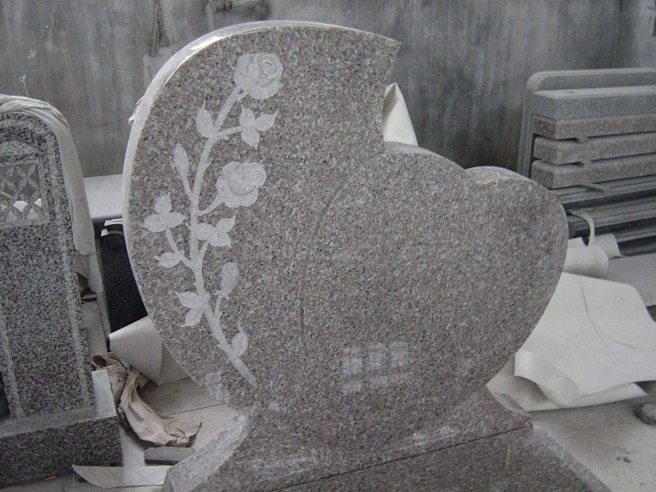 Chinese Cheap Price Gray Granite Tombstone And Monuments Headstone Grave Stone