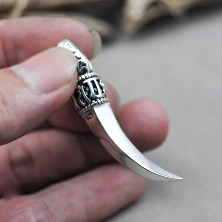 Thai Silver Wolf Teeth 925 Sterling Silver Necklace Wholesale Vintage Silver Men Pendant