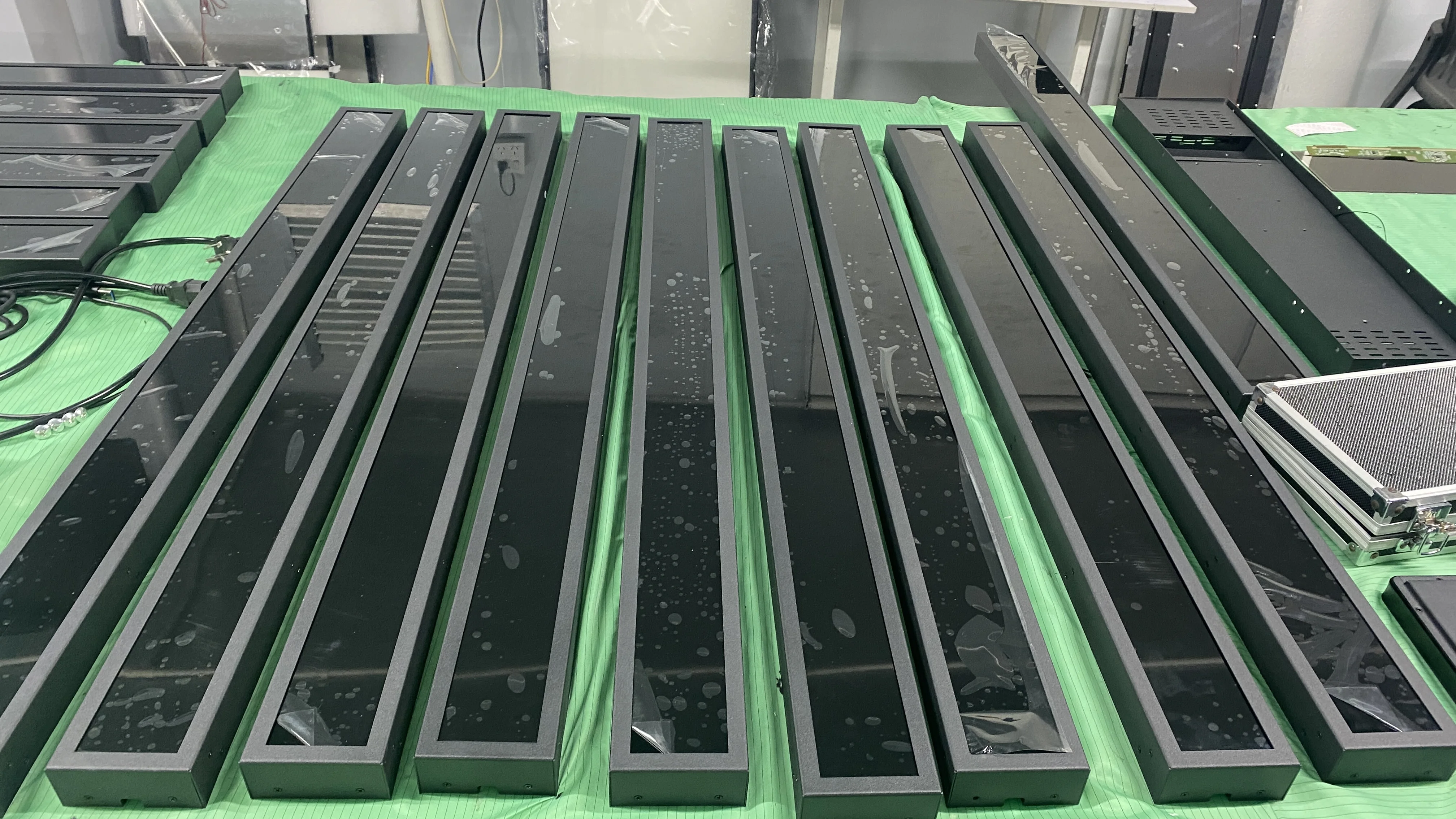 120CM 47 inch supermarket super wide shelf edge stretch strip LCD display advertising display