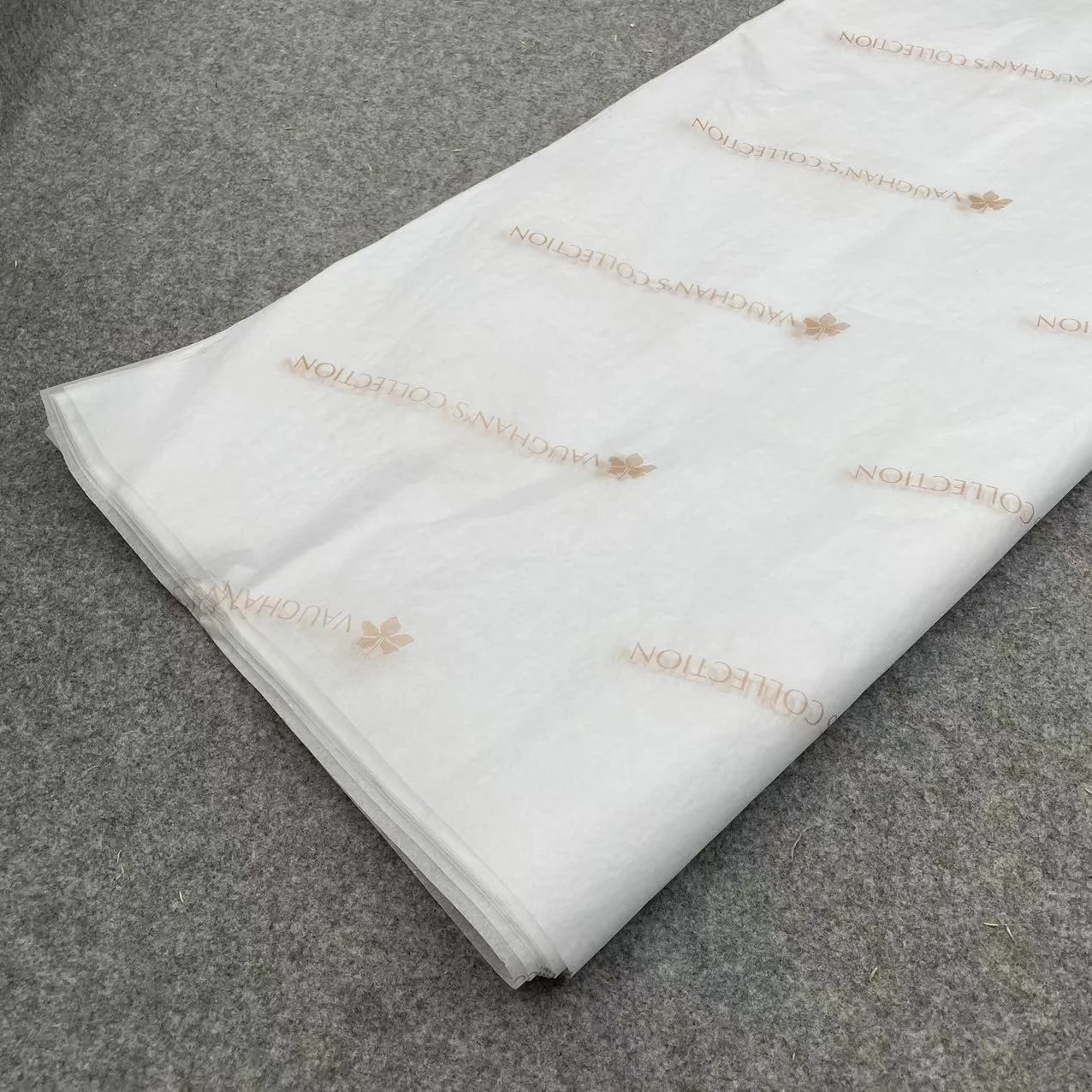 Custom Brand Name Printed Pink Gift Wrapping Tissue Paper for Clothing