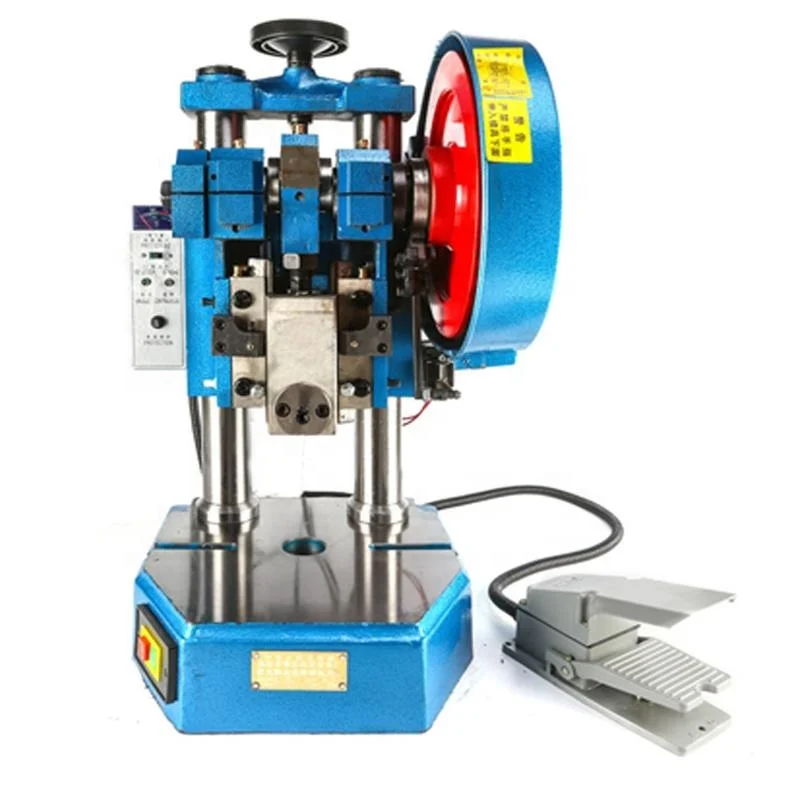 Автоматическая машина для занавесок и люверсов