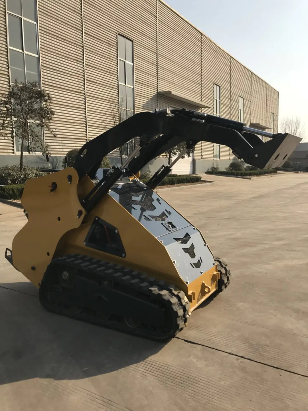 Лидер продаж мини-погрузчик с бортовым поворотом ML525L