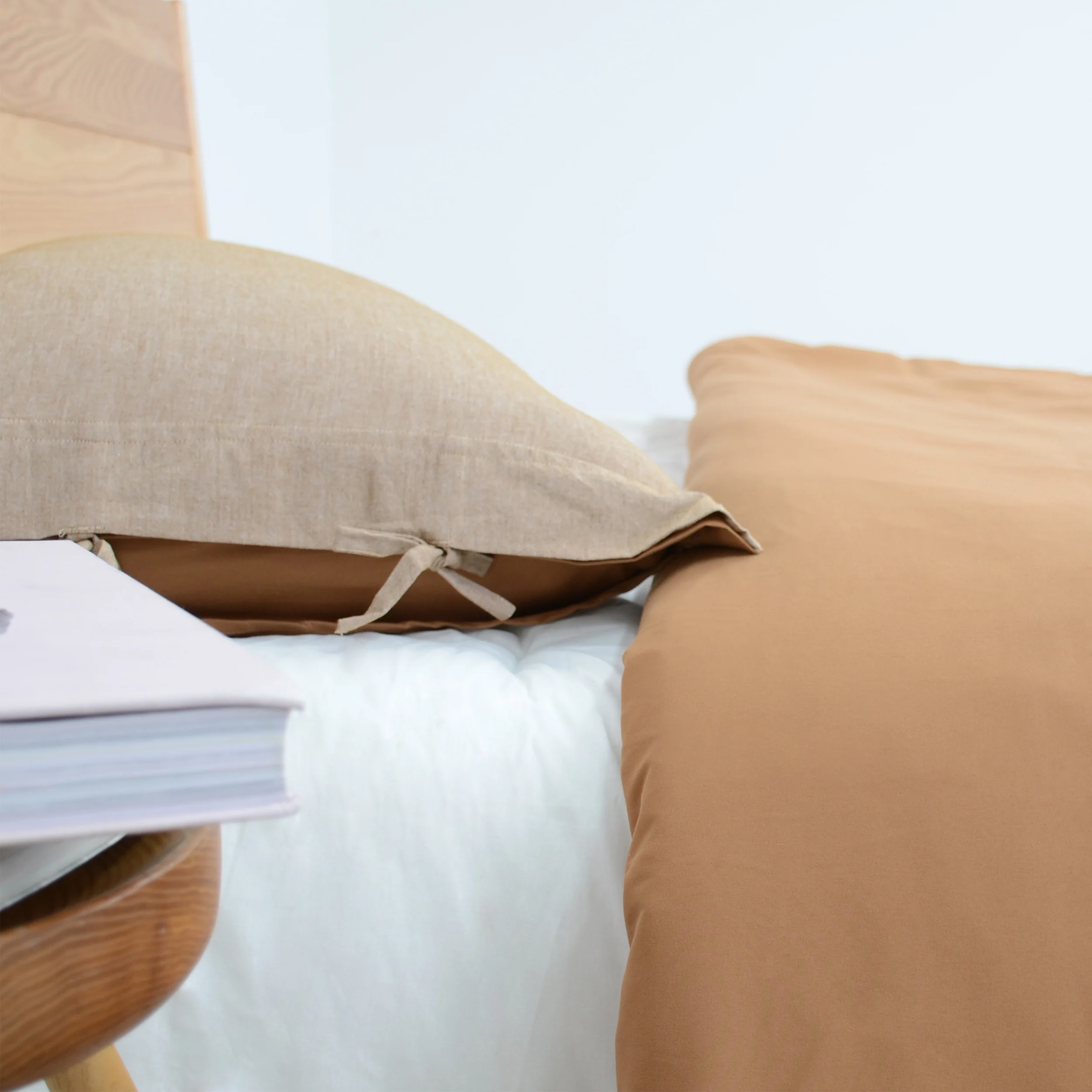 Oem 4Pc Embroidery Hotel 100% Cotton Luxury Bedding Duvet Cover Bedspread Sheet Set