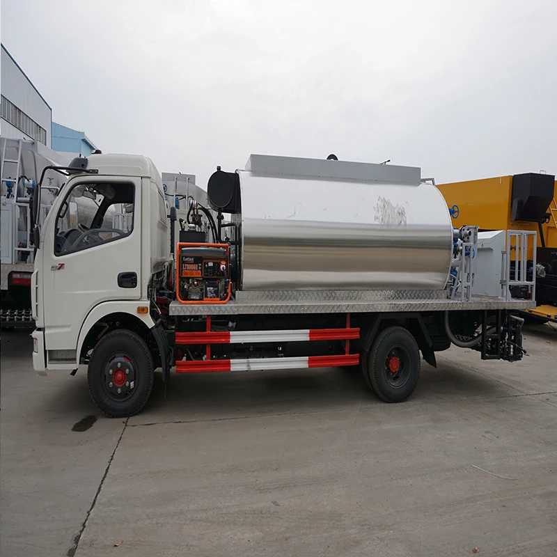 DONGFENG 4x2 6T 5000l Asphalt Distributor Truck Asphalt Paving Truck Asphalt Bitumen Tank Truck Synchronous Chip Sealer In Stock