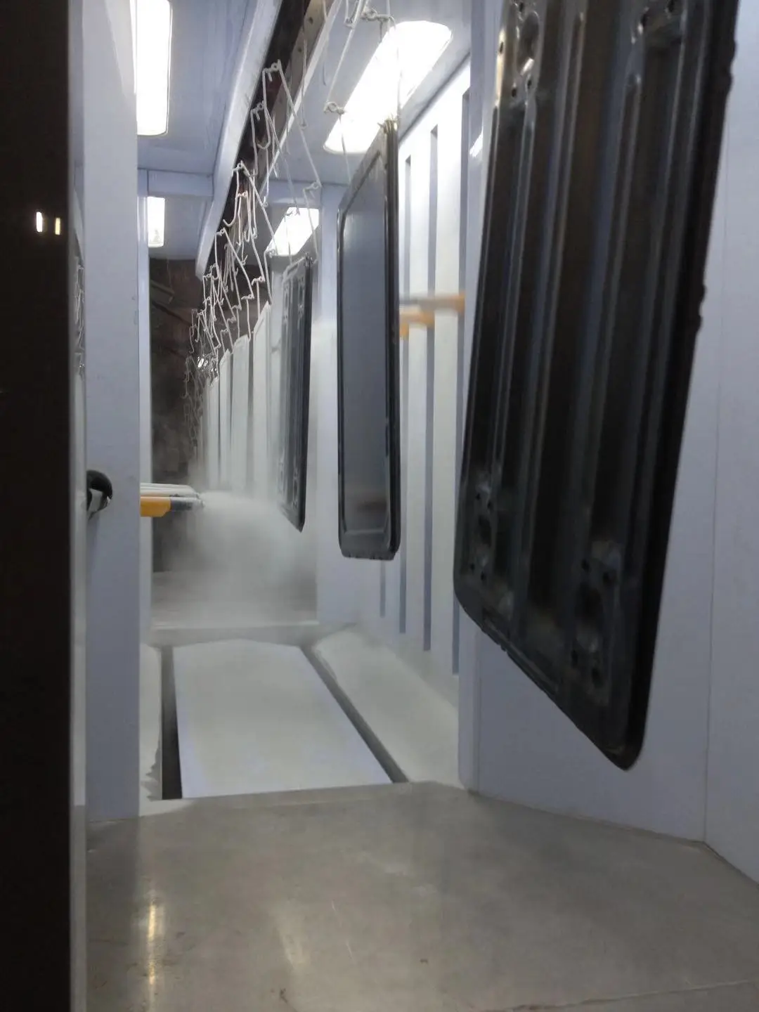 Multi cyclone filter automatic powder coating spray paint booth