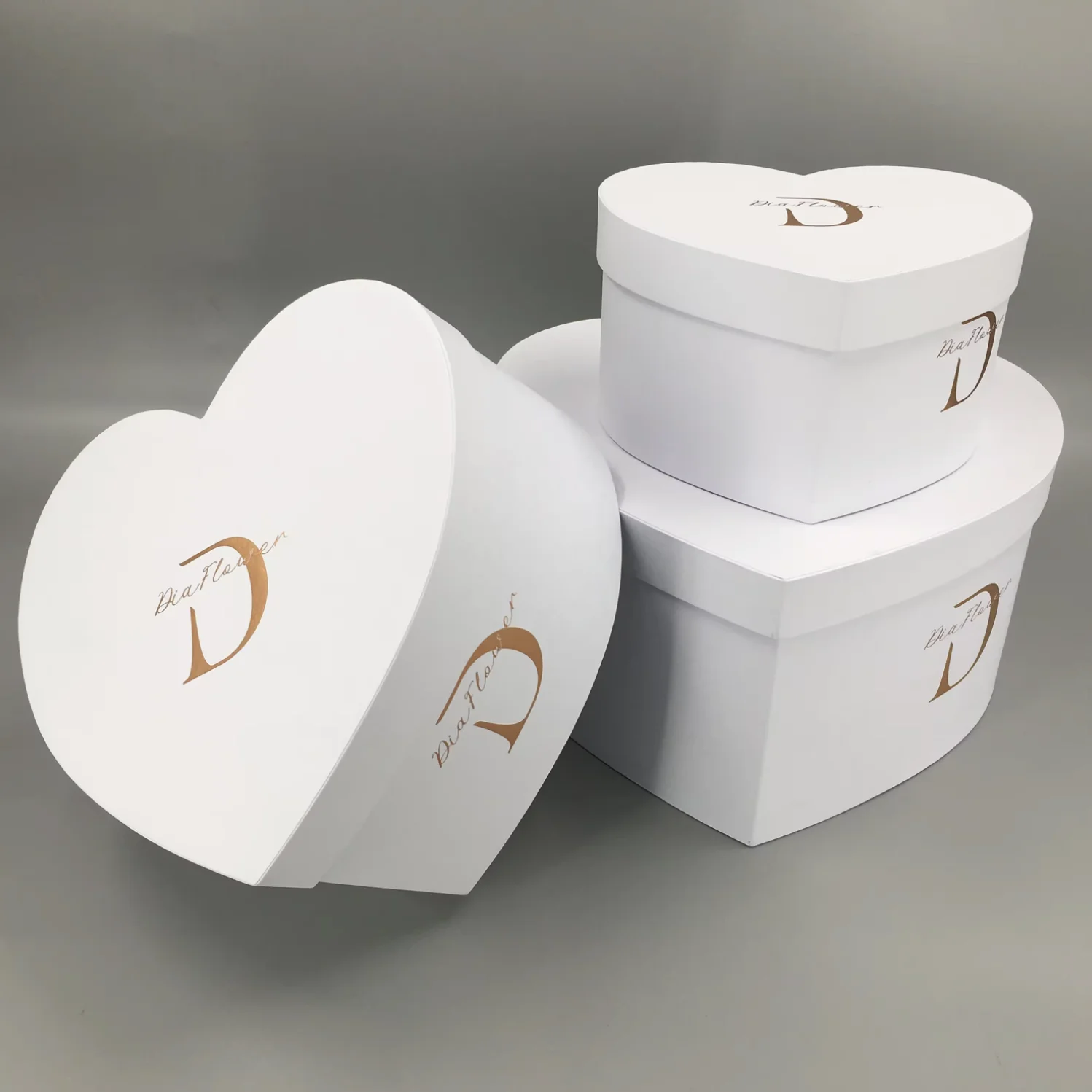 Luxury round shaped white velvet gift box suede rose box velvet flower packaging boxes
