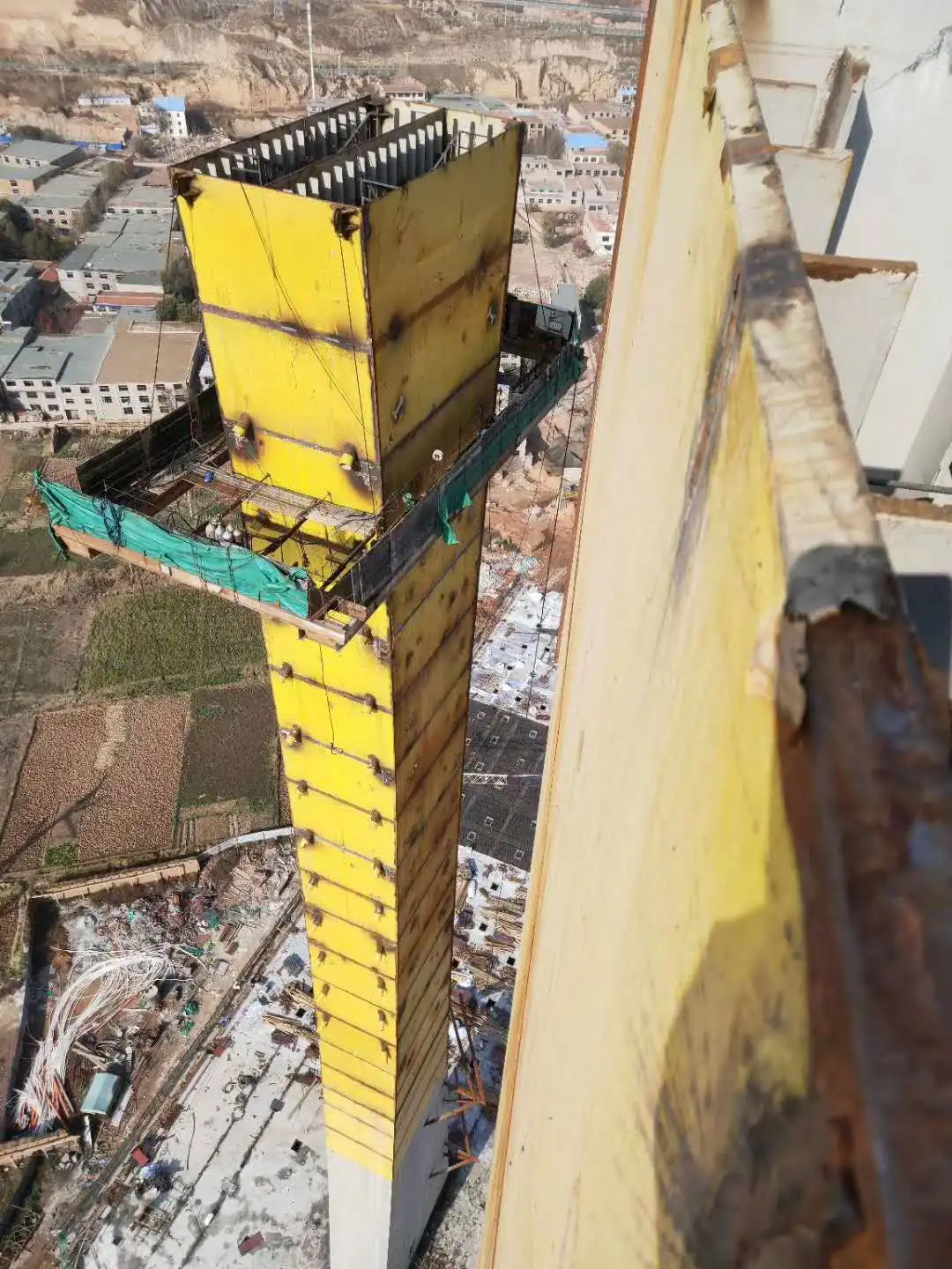 Customized Modern design steel structural bridge construction pedestrian structure building bridge