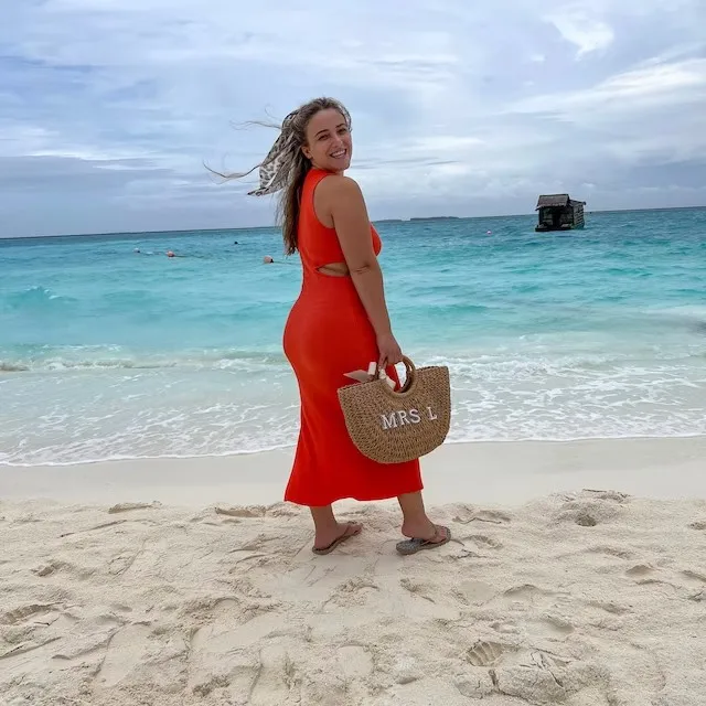 Bridesmaid BeaBridal Shower Bag With White Pearl & Rhinestone Letter Patches Straw Tote Bags Personalized Straw Basket