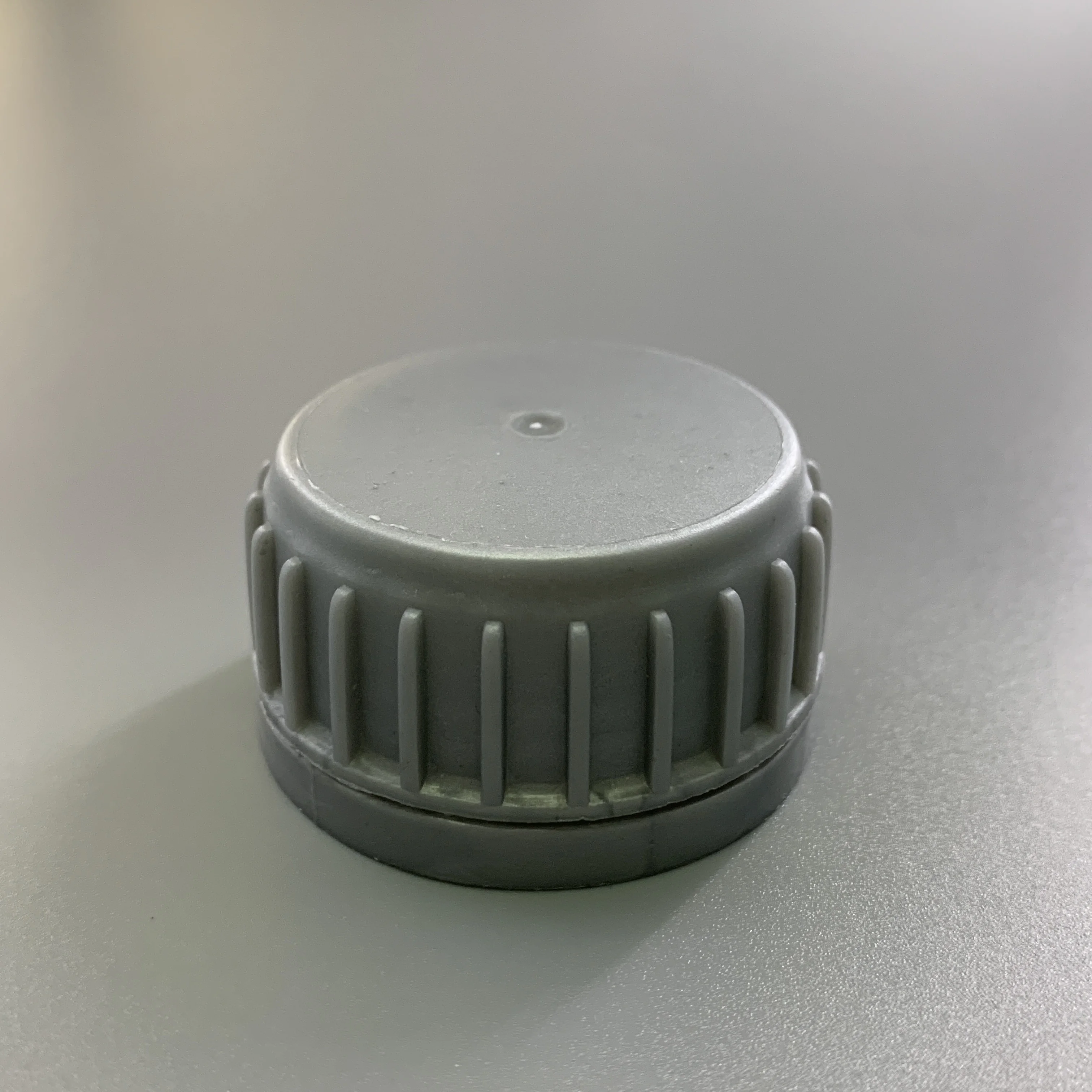 Fanxun factory plastic screw Mobil oil cap oil bottle custom logo