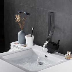 wholesale luxury production brushed gold taps bath mixer of water taps for bathroom sinks