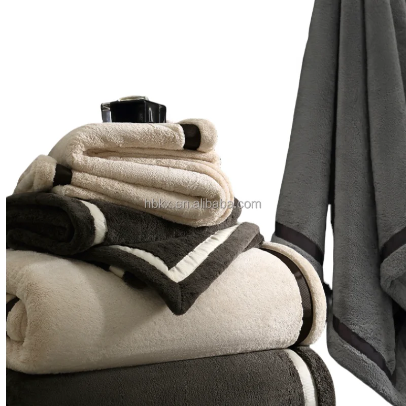 Hot sale 80*160 cm 35*80 cm high quality strong water absorption high GMS baby grade bath towel bath towel set