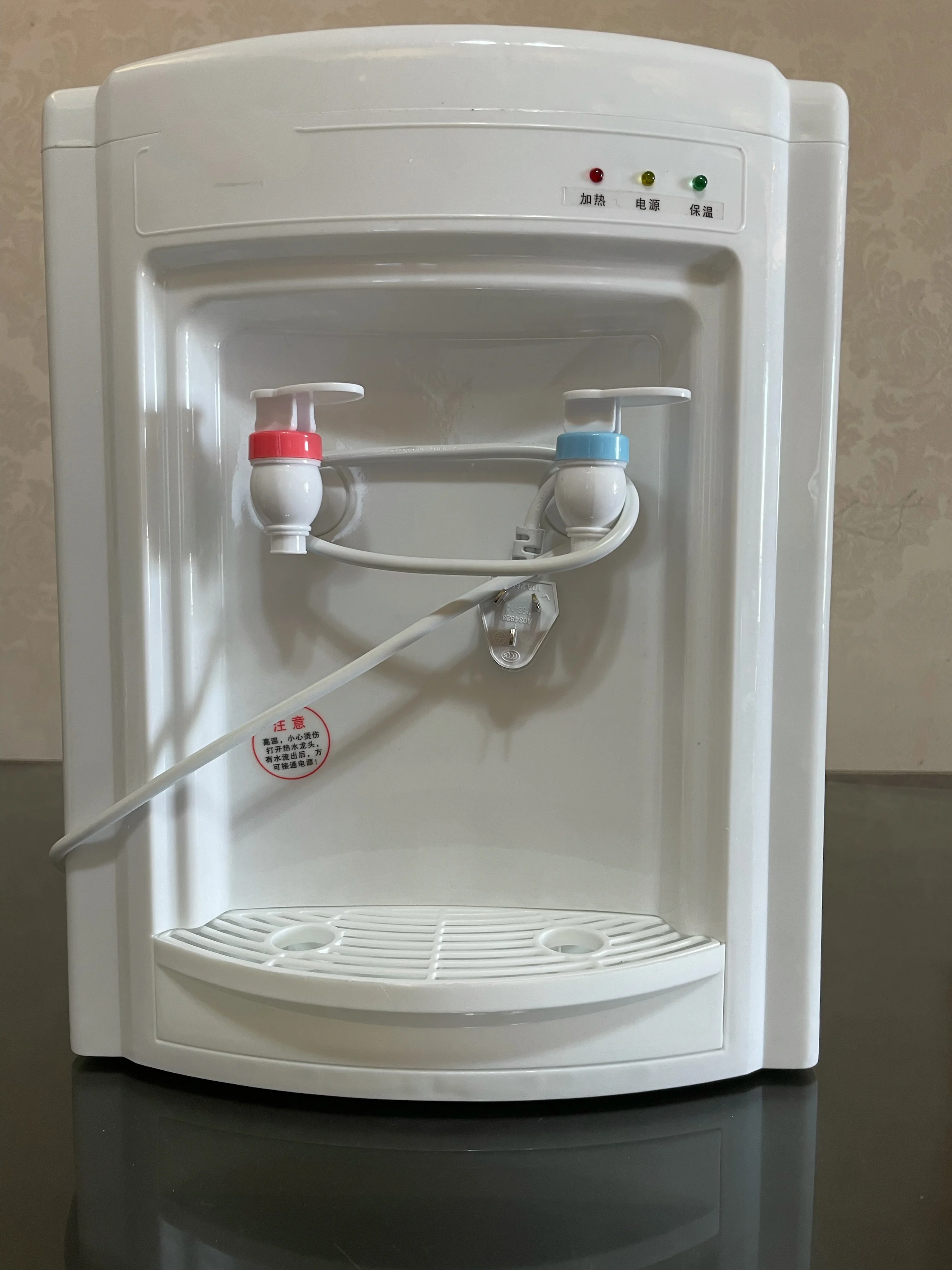 Convenient On The Table Dispensers For Water Table Top Dispenser Water Machine