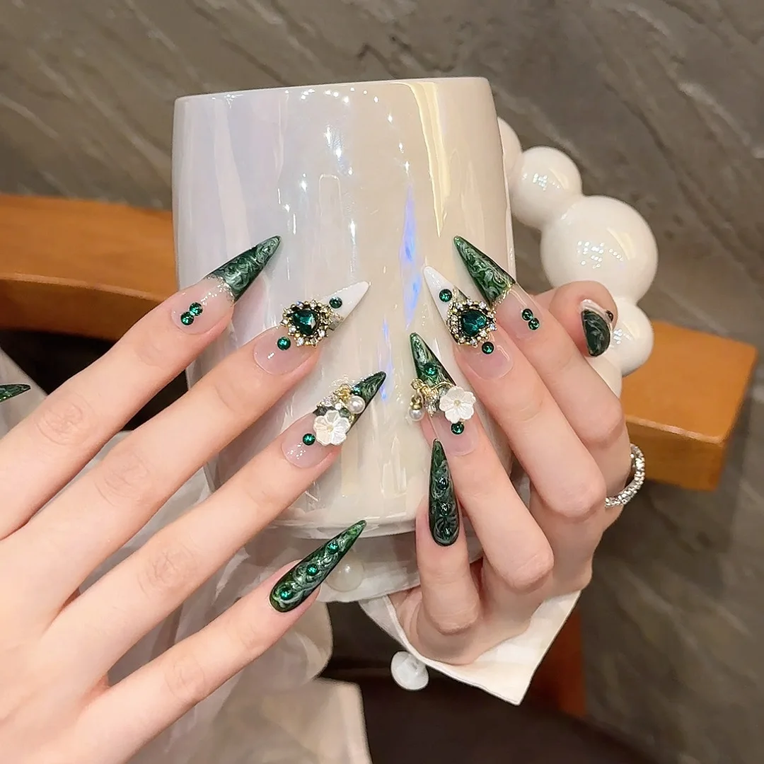 Hot sale Rhinestone Glitter luxury Green patchwork gel artificial nails diamonds stick on nails