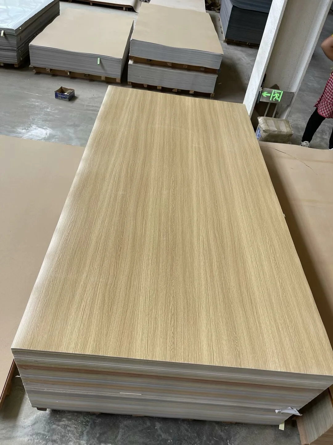 High-Quality HPL Laminate Boards - 3mm, 5mm, 12mm Formica Sheets for Office Interiors