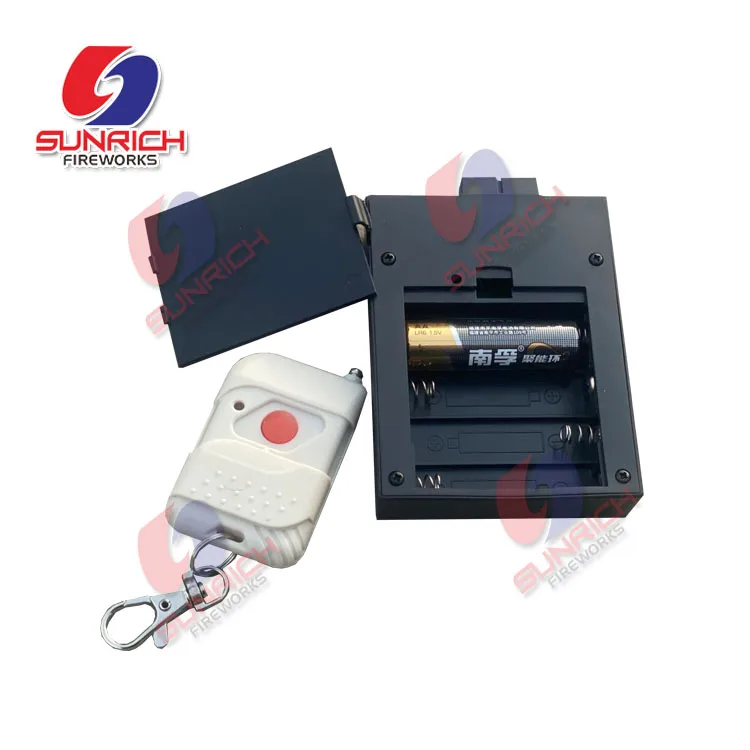 AM04R 4 channel with one receiver remote control cold fireworks firing system