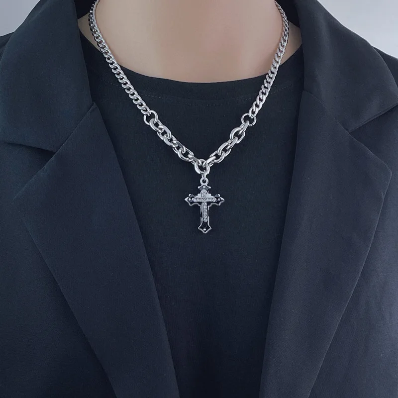 2023 INS Popular Wholesale Necklace Titanium Steel Hiphop Necklace Unisex Rock Cross Necklace For Men