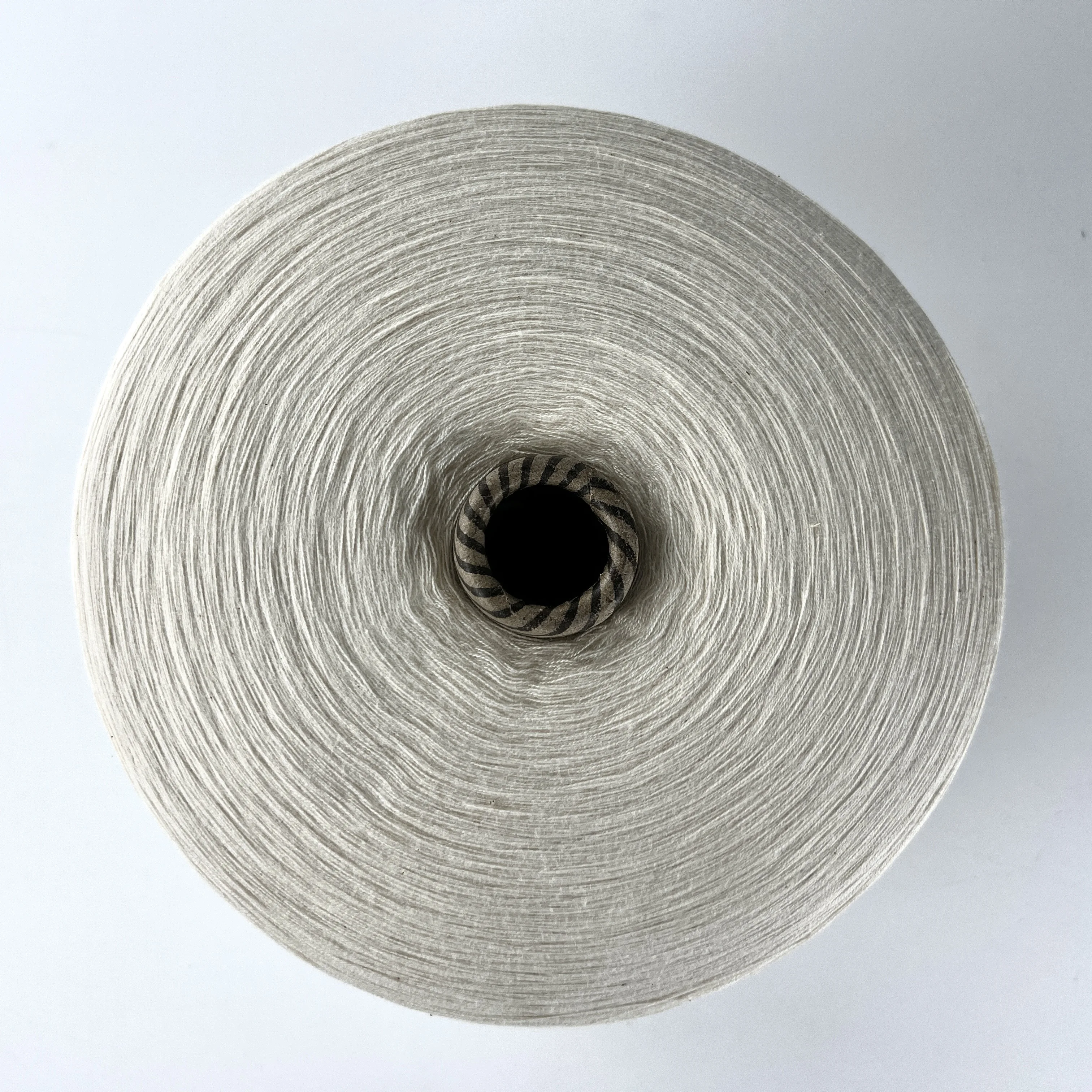 Wholesale Cotton Blend Yarn 28S/2 Acrylic 55% Cotton 45% White Raw Yarn Tufting Yarn For Knitting Socks Or Sweater
