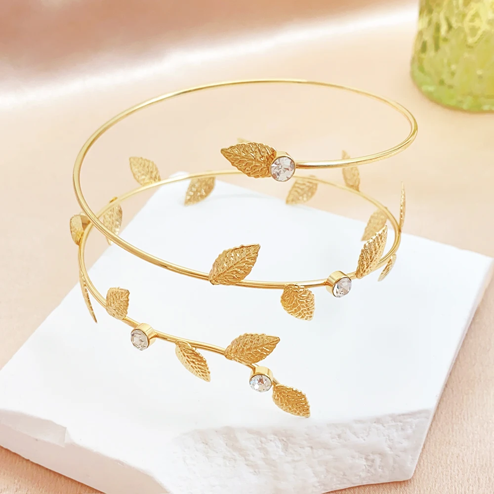 New fashion simple style hot sale gold plated jewelry leaf glass rhinestone big hoop alloy bracelet for women