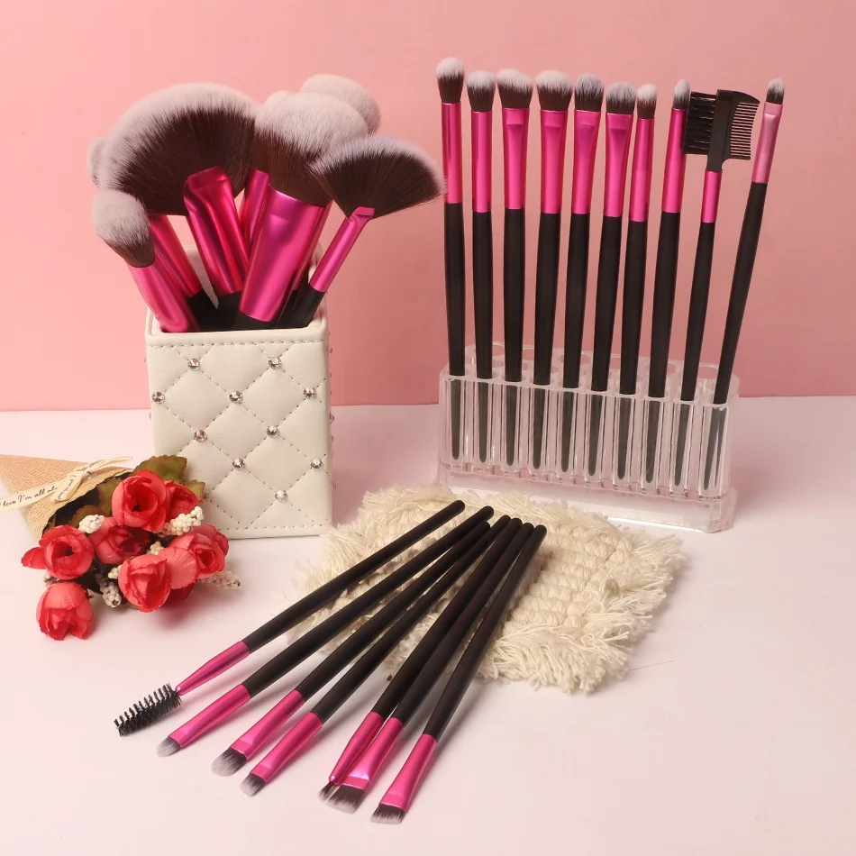 Professional  All Series Wholesale Customer Wood Handle Matt 24 Pcs Bags Private Label Custom Buy Big Vegan Make Up Brushes