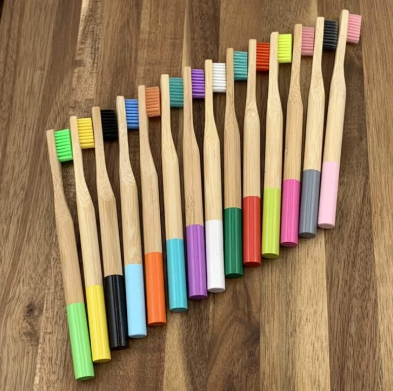 Bio toothbruhs reusable round handle bamboo toothbrush travel set hot selling bamboo toothbrush with bamboo tube