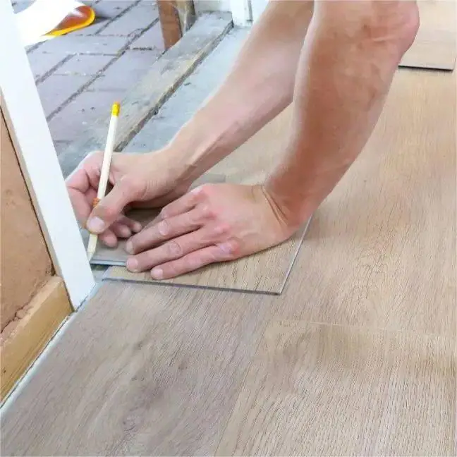 Composite Floating Indoor Interlocking Plastic Tiles Plank Vinyl Sheets SPC Plank Floor PVC Vinyls Flooring With Mute Back Pad