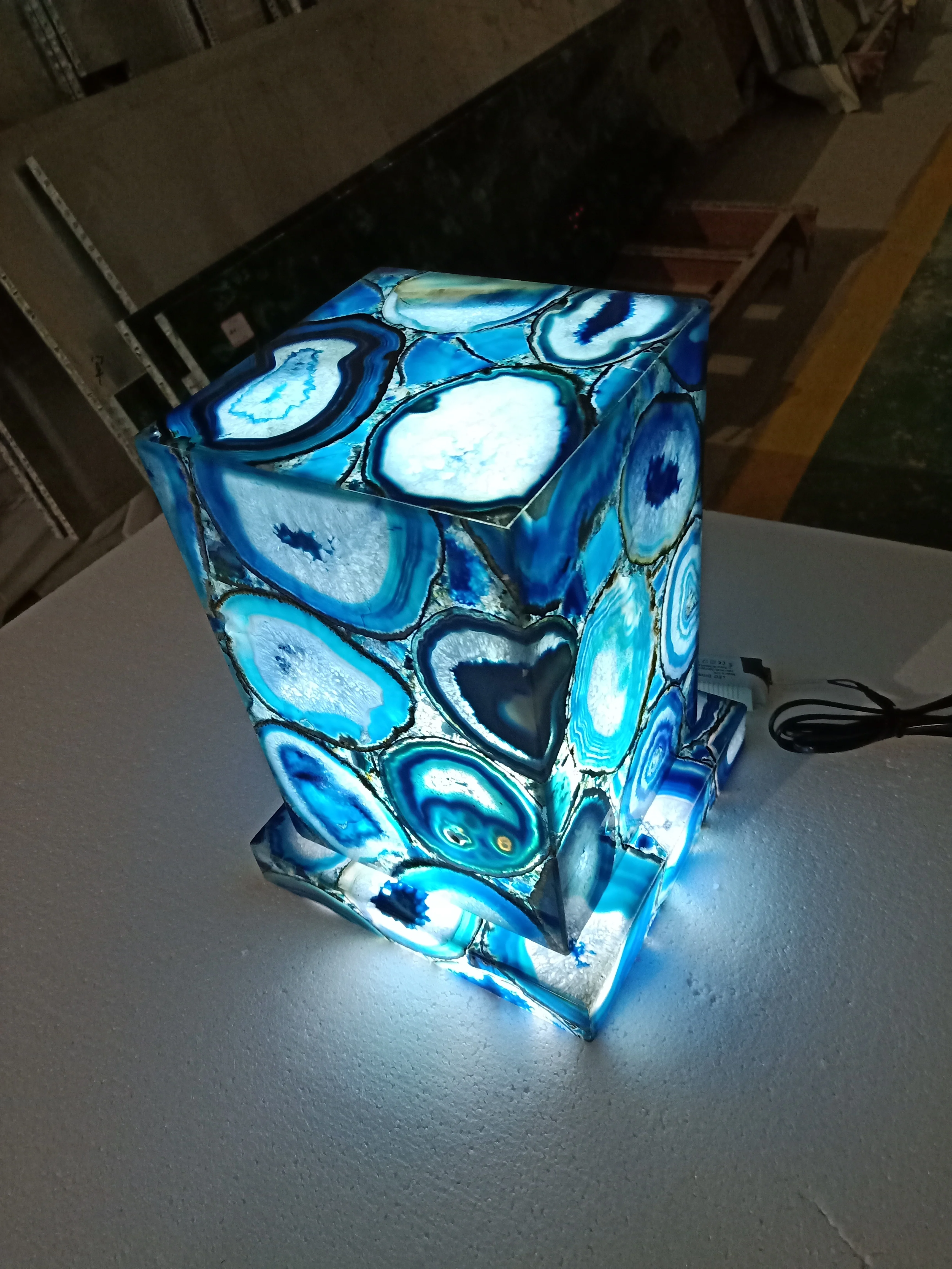 Home Decoration Use natural agate light lamp