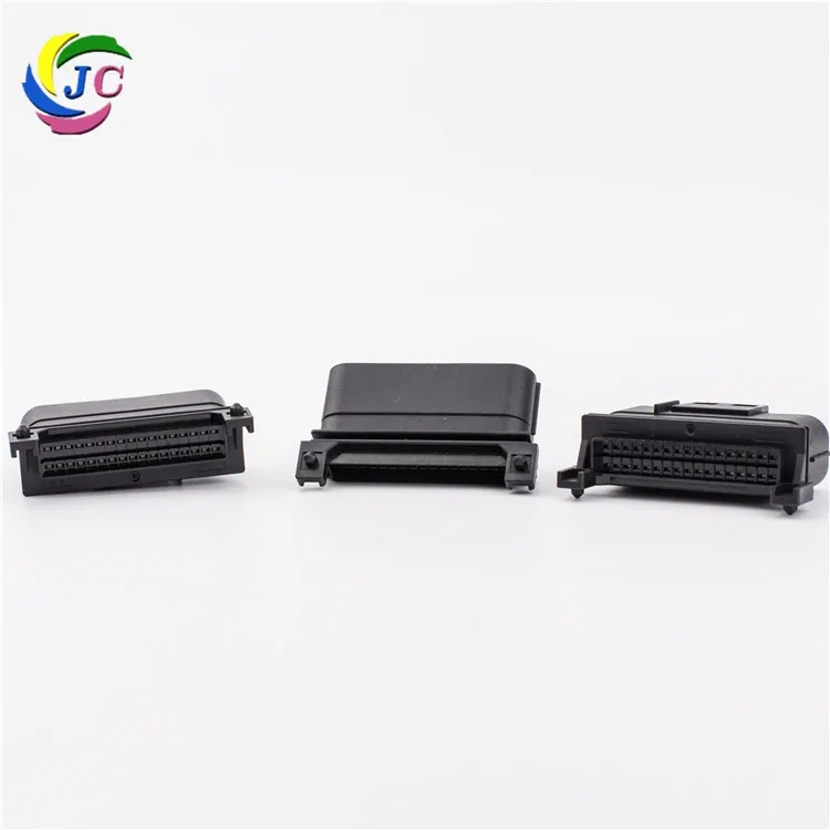 Прецизионная форма для литья под давлением пластмассы и соединительная форма