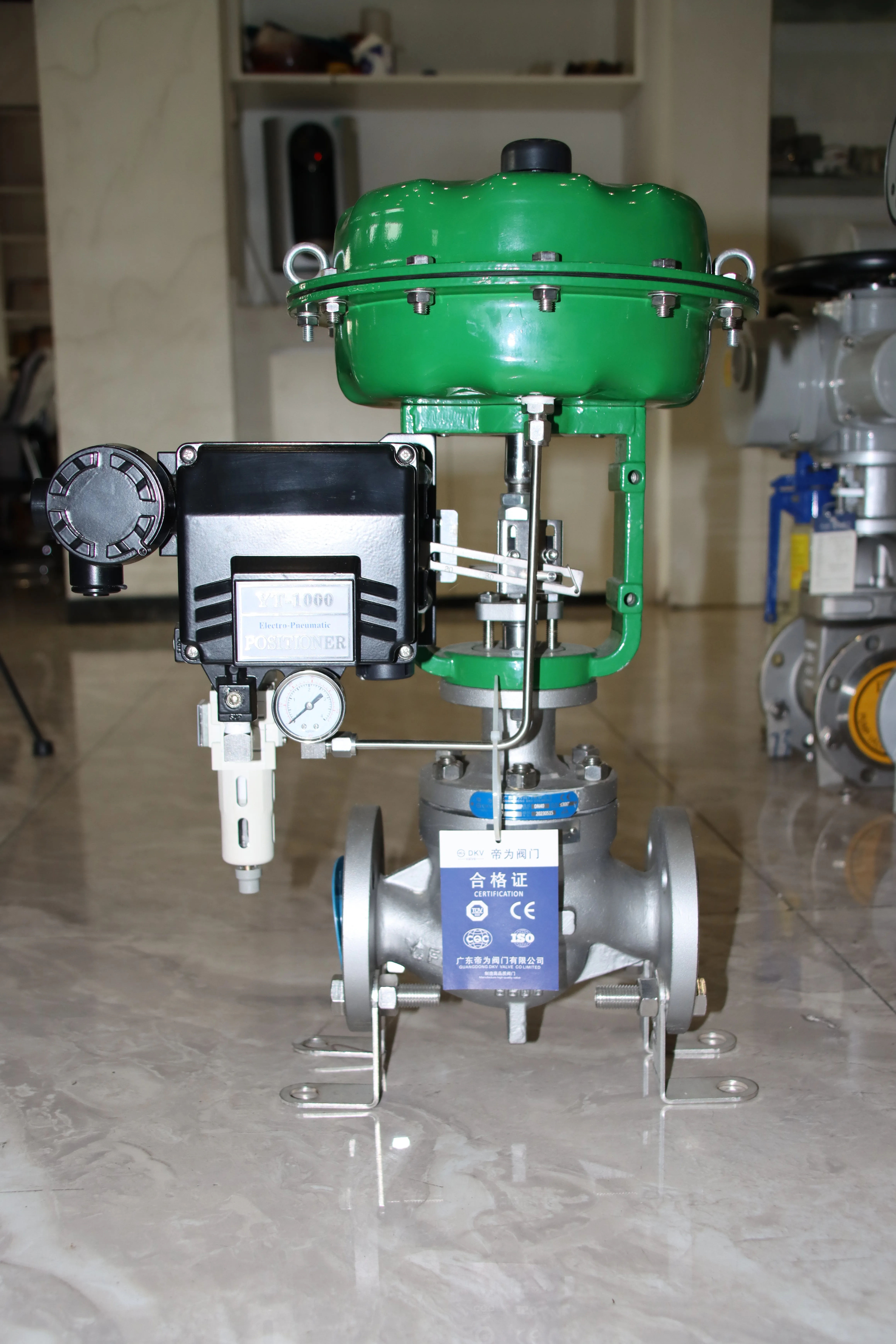 DKV ZJHP Pneumatic Globe Control Valve stainless steel 304 Pneumatic Diaphragm Control Globe Valve With Positioner DN100