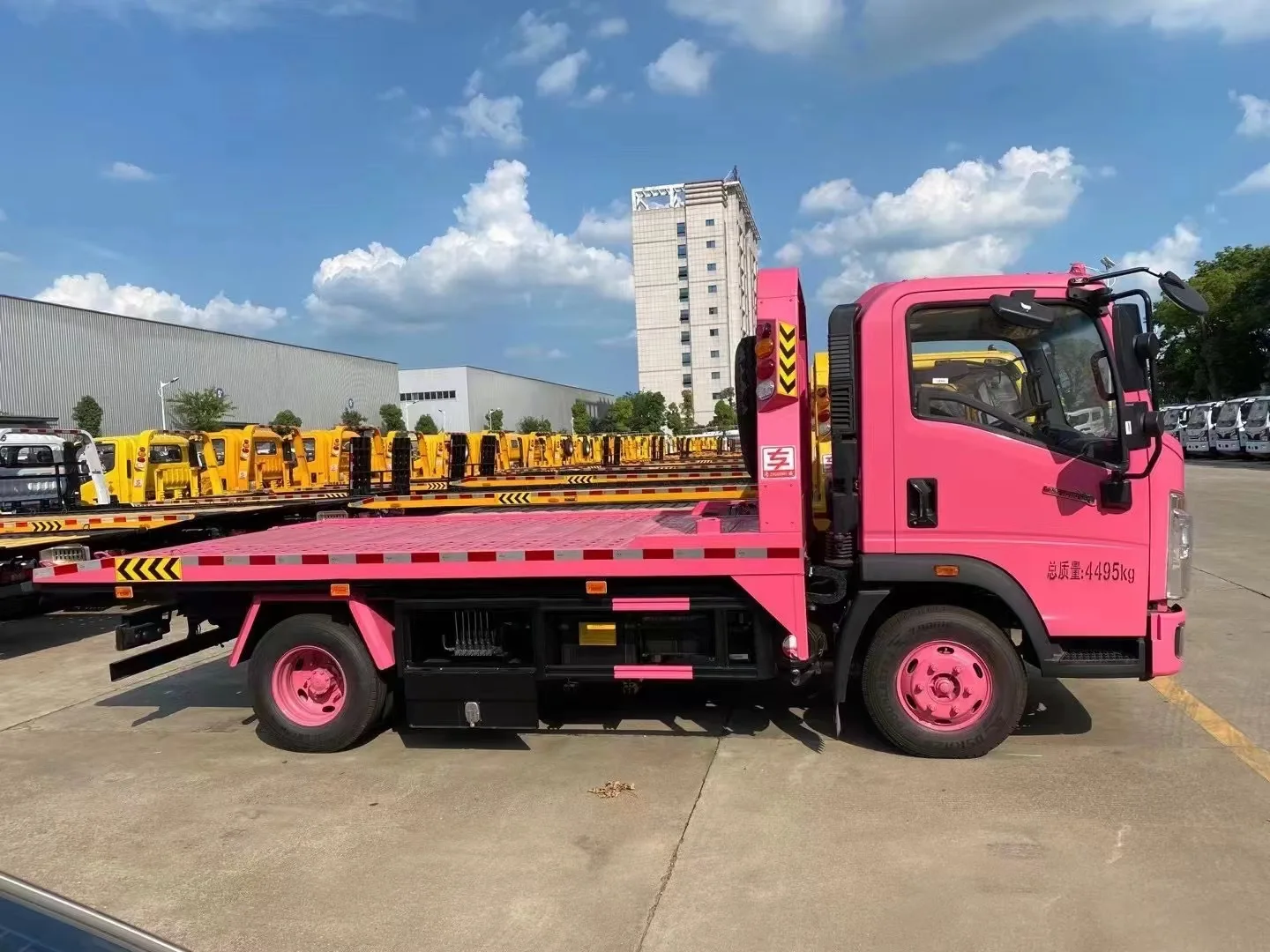 wrecker tow truck2.jpg