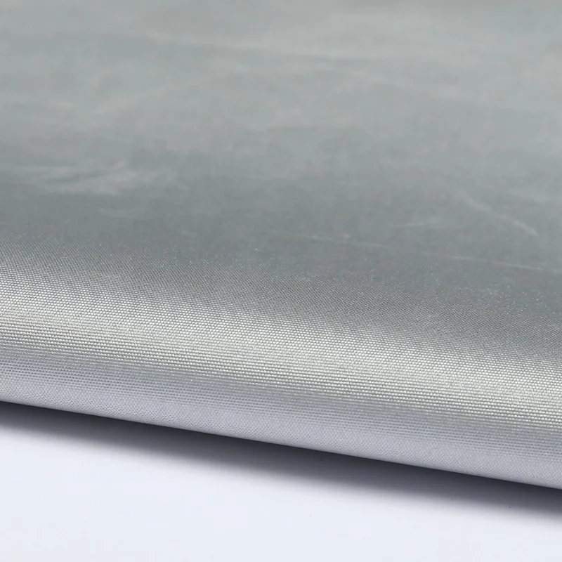 С серебряным покрытием водонепроницаемый и устойчивый к УФ 150D * 300D 100% полиэстер плюс флис композитный Оксфорд ткань