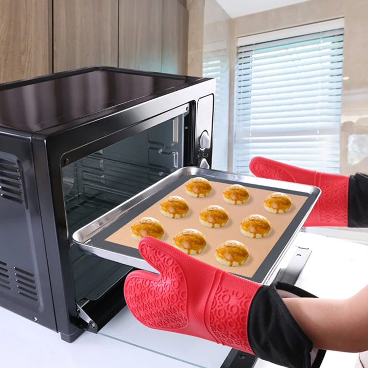 Kitchen Baking Cooking Accessories Thick Silicone Shell Cotton Liner Heat Resistant Potholder Tong Microwave Mat Oven Mitt Set