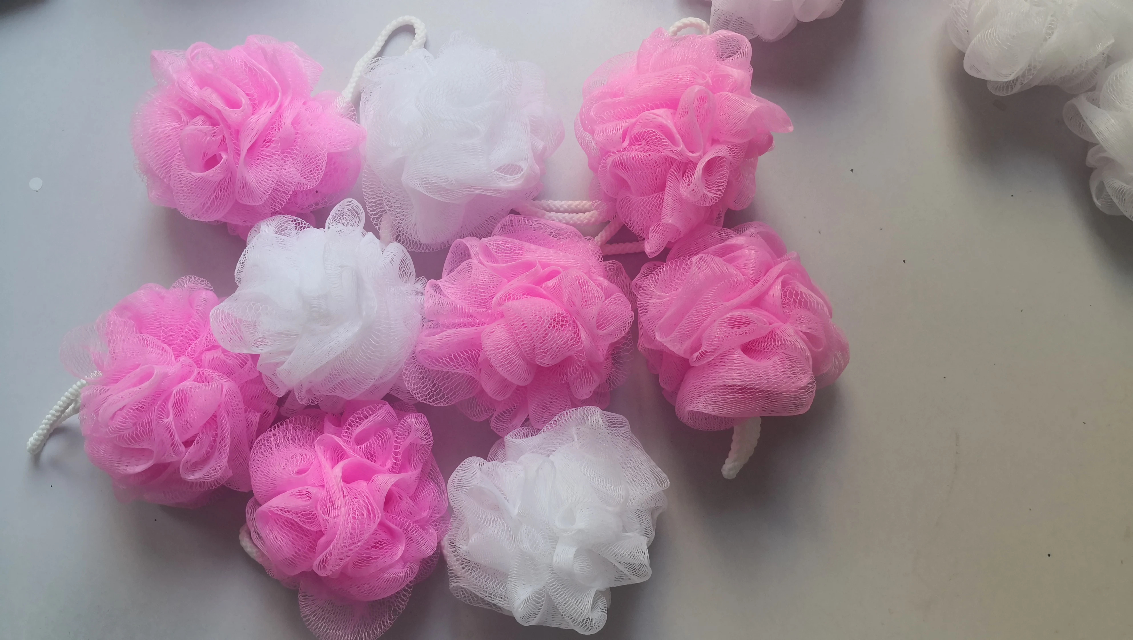 Губка для мытья тела и губка для душа