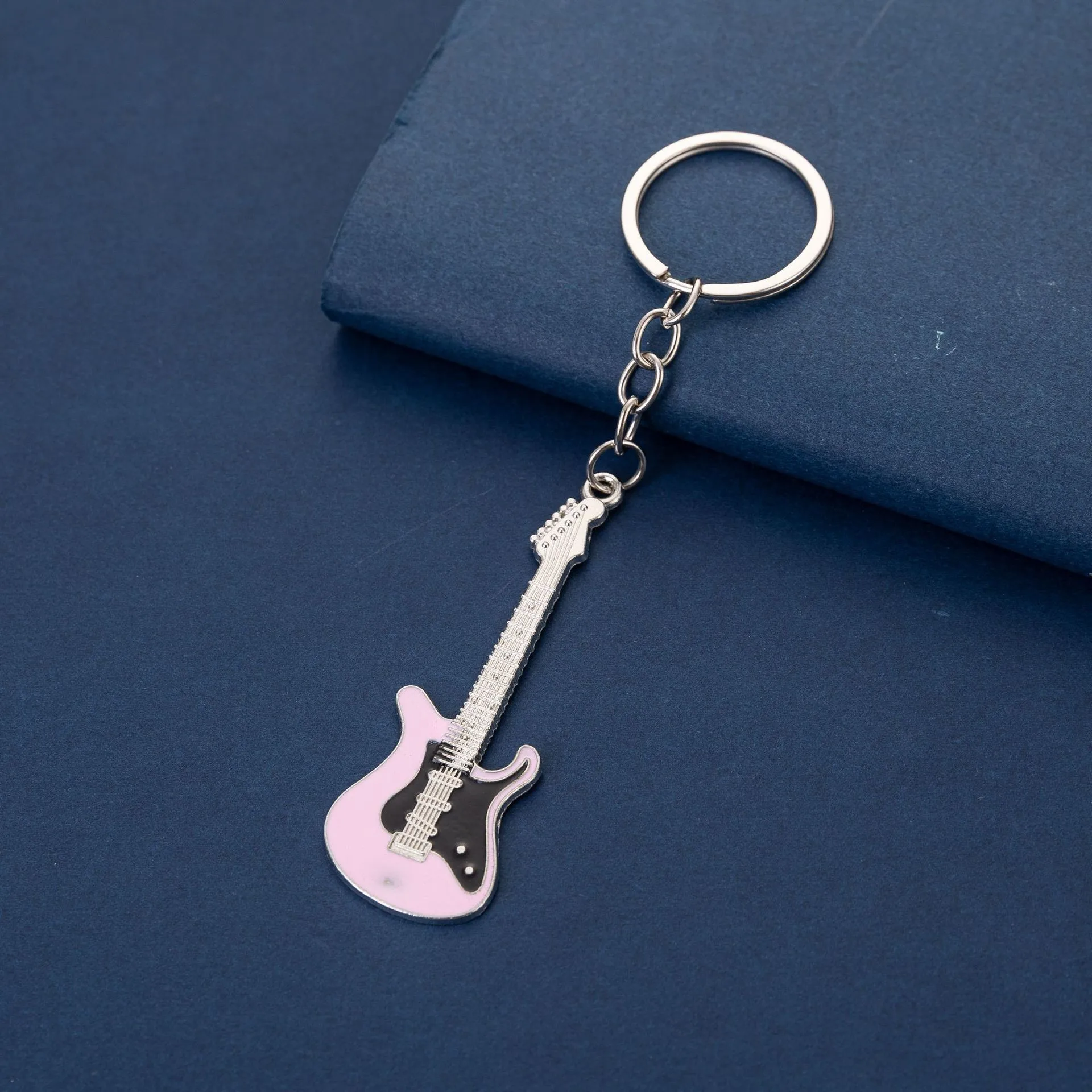 Creative Guitar Keychain
