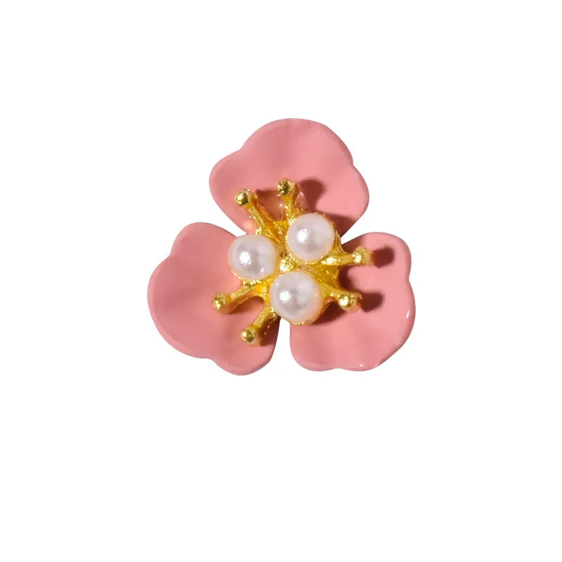 NEW design 6 color nail art three-petal flower pearl jewelry alloy painted metal nail decoration