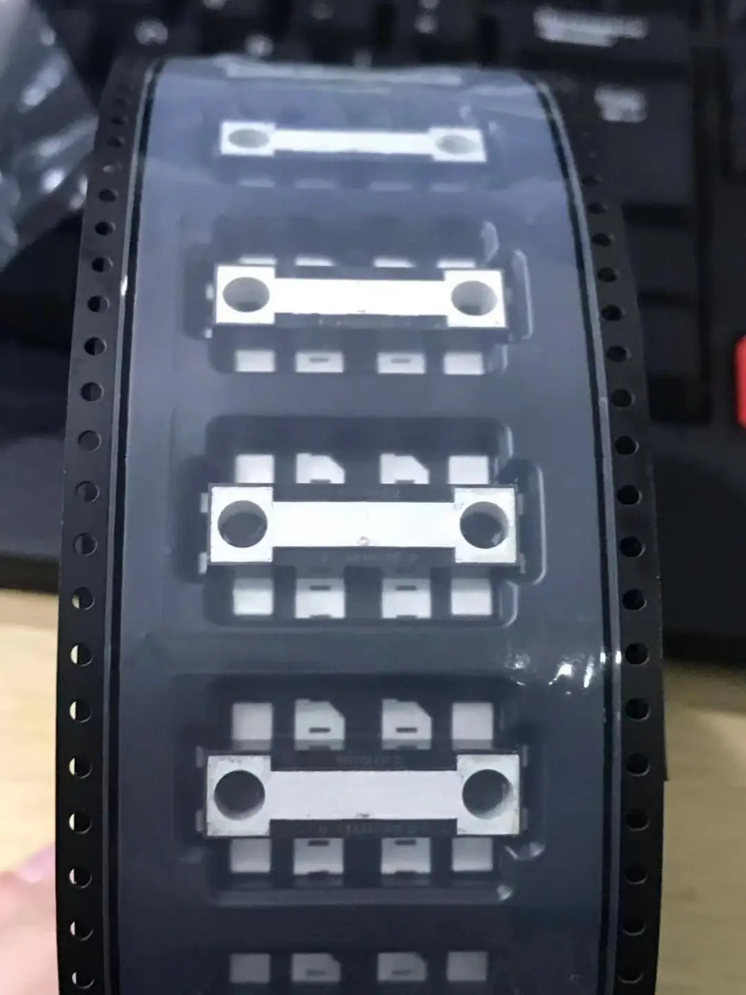  Оригинальный Новый кремниевый МОП-транзистор RD70HUF2 rd70int 175 МГц 530 70 Вт 12 5 в