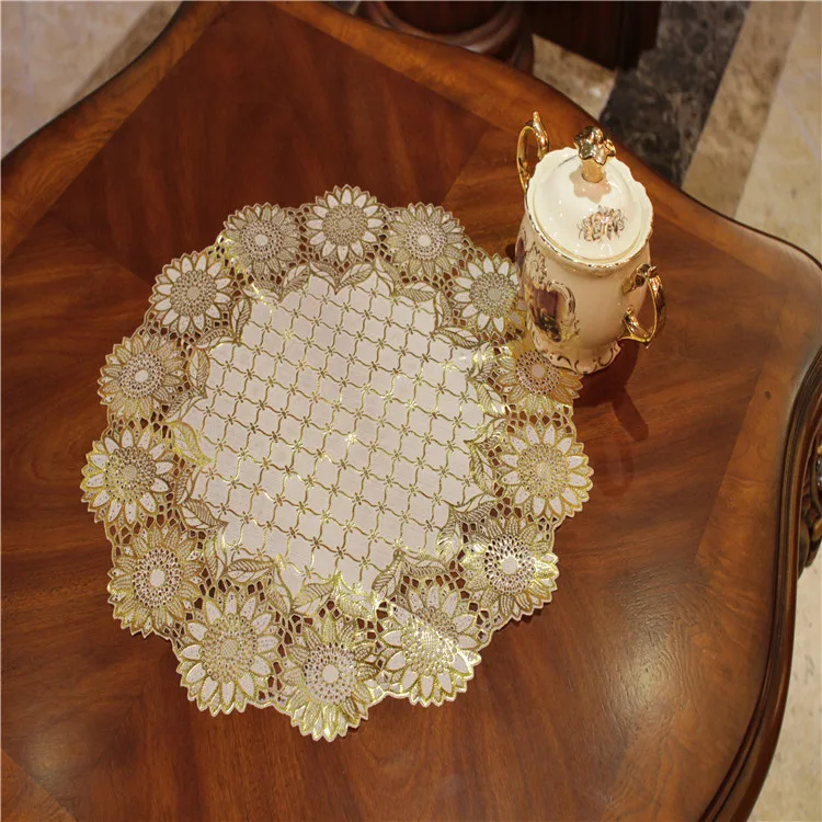 vinyl oval lace doiles