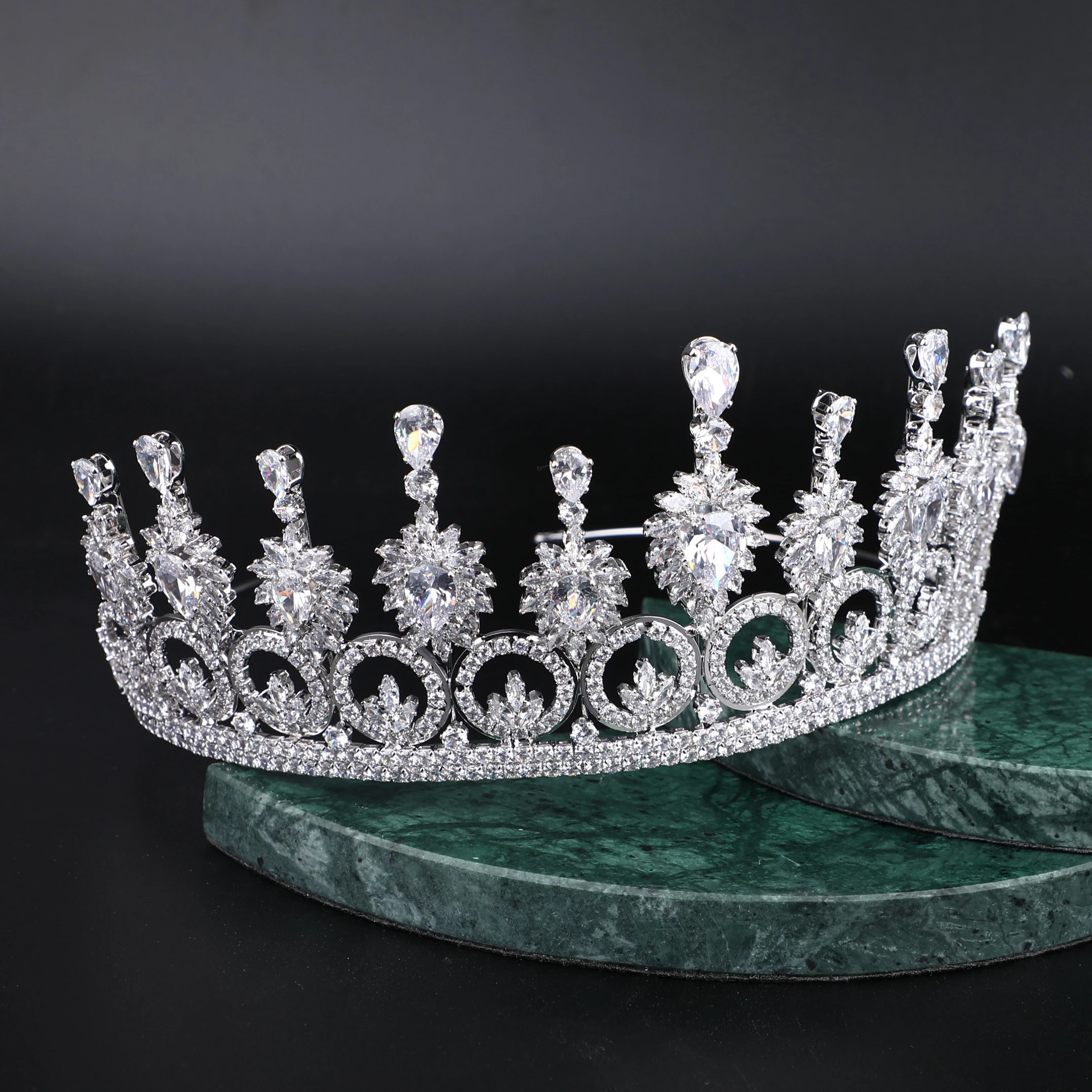 Platinum Plated/ 24K Gold Plated Tiara Wedding Hair Accessories Bridal Crown Tiaras High Quality Women Bride Queen Hair Jewelry