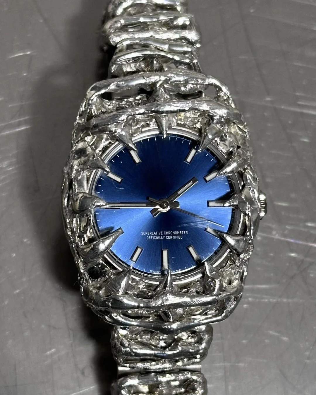 Processing Custom Design Alabaster Quartz Watch with Unique Claw Shape Movement for Men Goth Charms For Jewelry Making