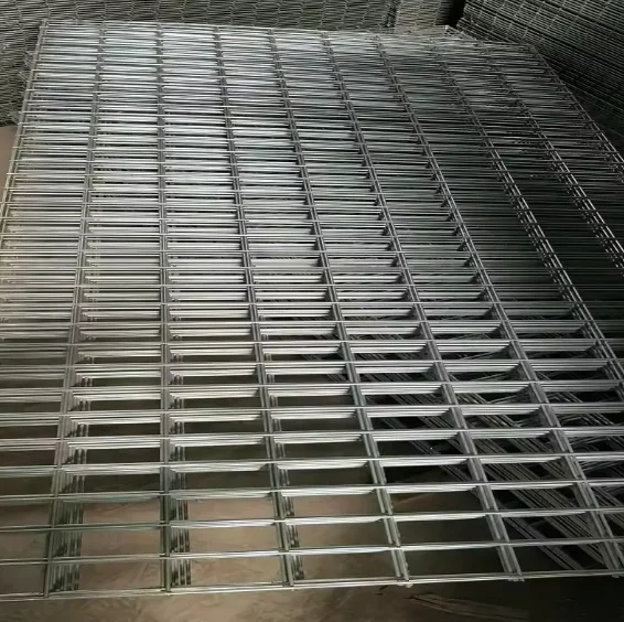 Large hole welding thick 304 stainless steel mesh square hole touch welding grid 1 * 2 whole plate grid isolation protection