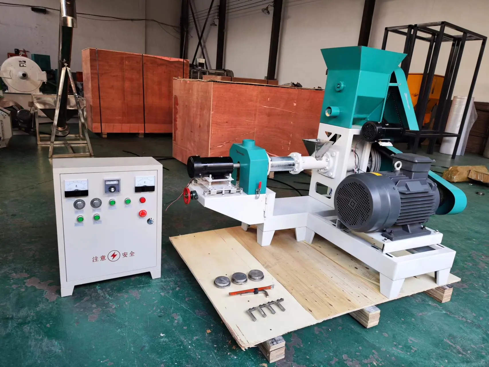 Liyang HY feed Granule Making machine For fish Small Electric Single Screw Floating fish feed pet food Extruder machine