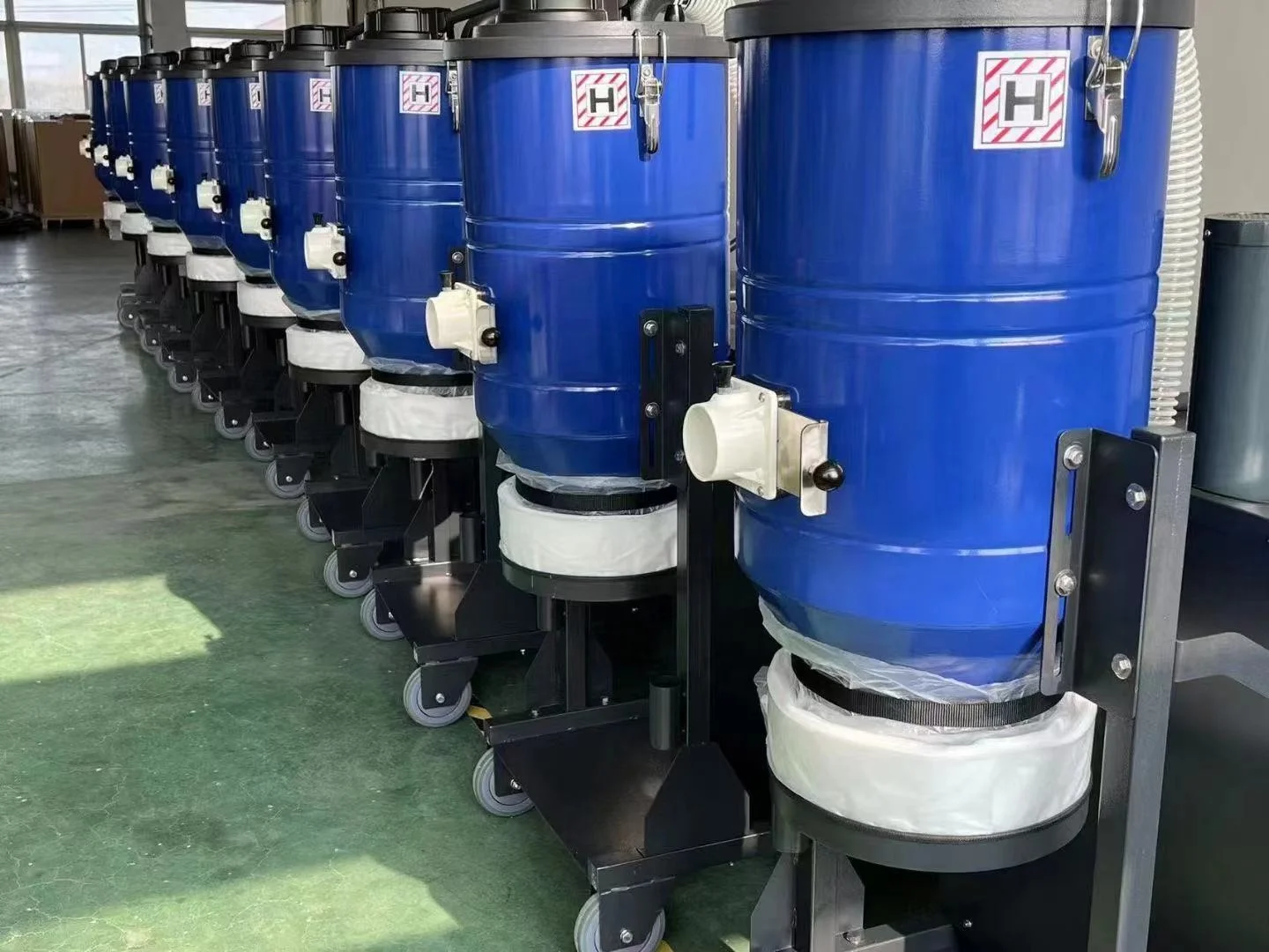 heavy duty concrete dust industrial vacuum extractor