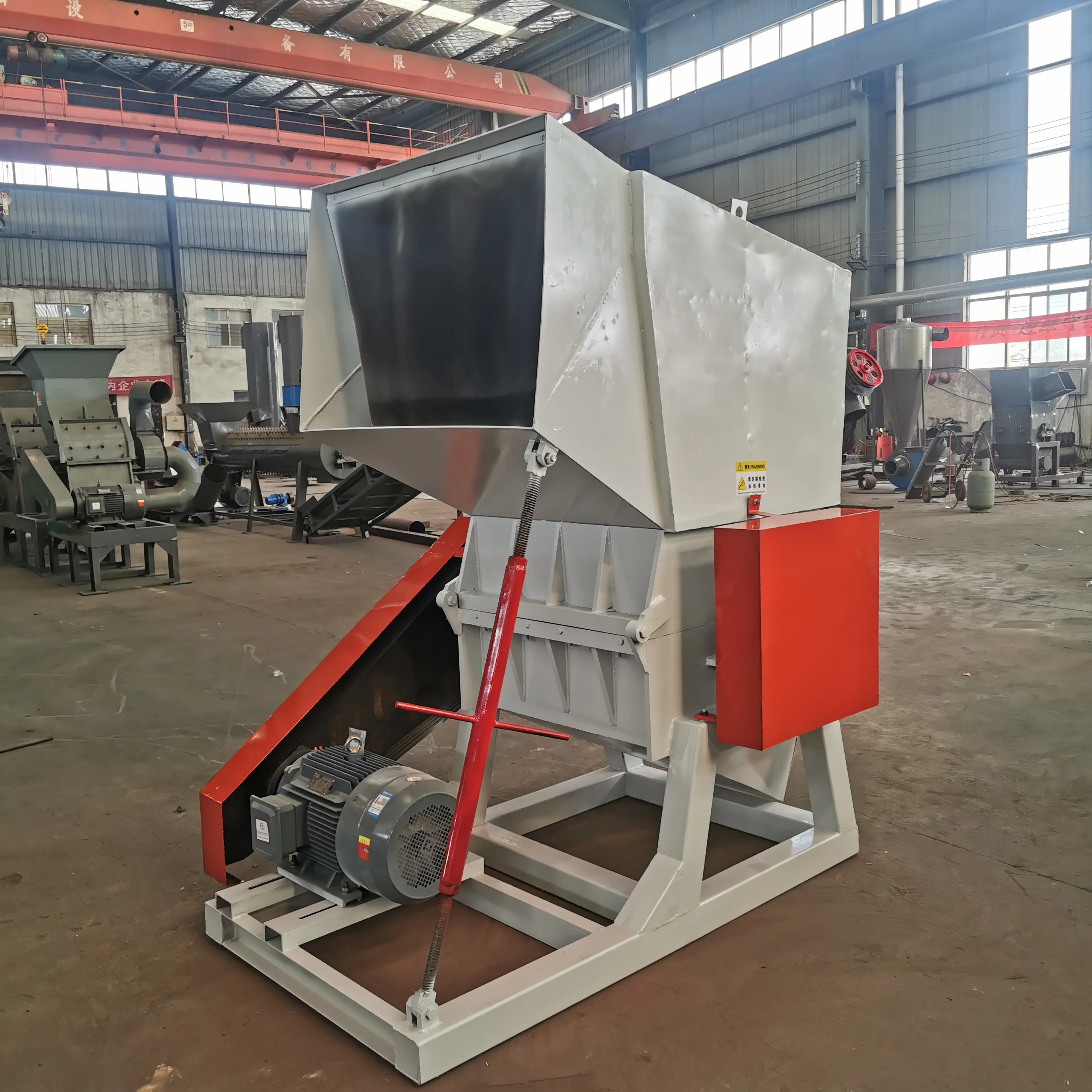 Multifunctional Soft And Hard Plastic Crusher Fruit Basket Production Of 1 Ton 800 Plastic Pellet Crusher Purchasing Station