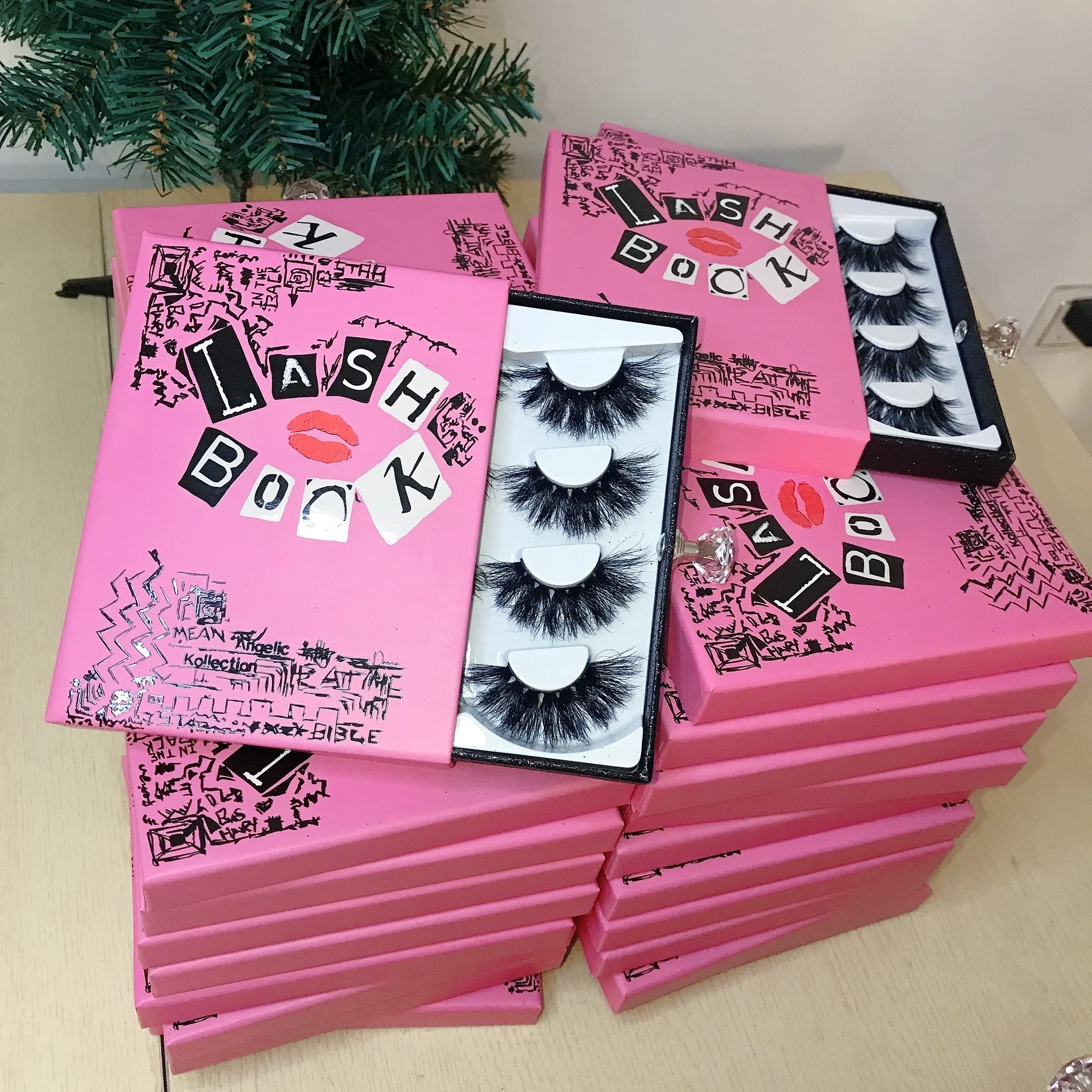 2021 new arrivals 4pairs mink lash box book packaging case Full Strip fluffy vegan 25mm 3D eye lashes wholesale vendor eyelashes