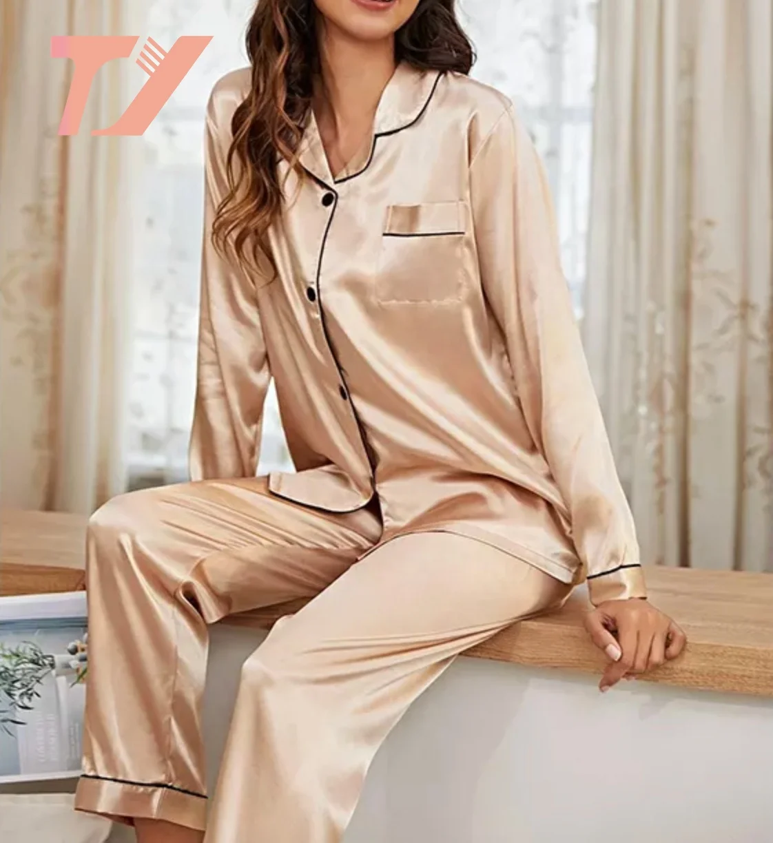 High Quality Sexy Silk Pajamas Custom Style Silk Reduce Friction Anti-Aging 100%  Silk Pajamas